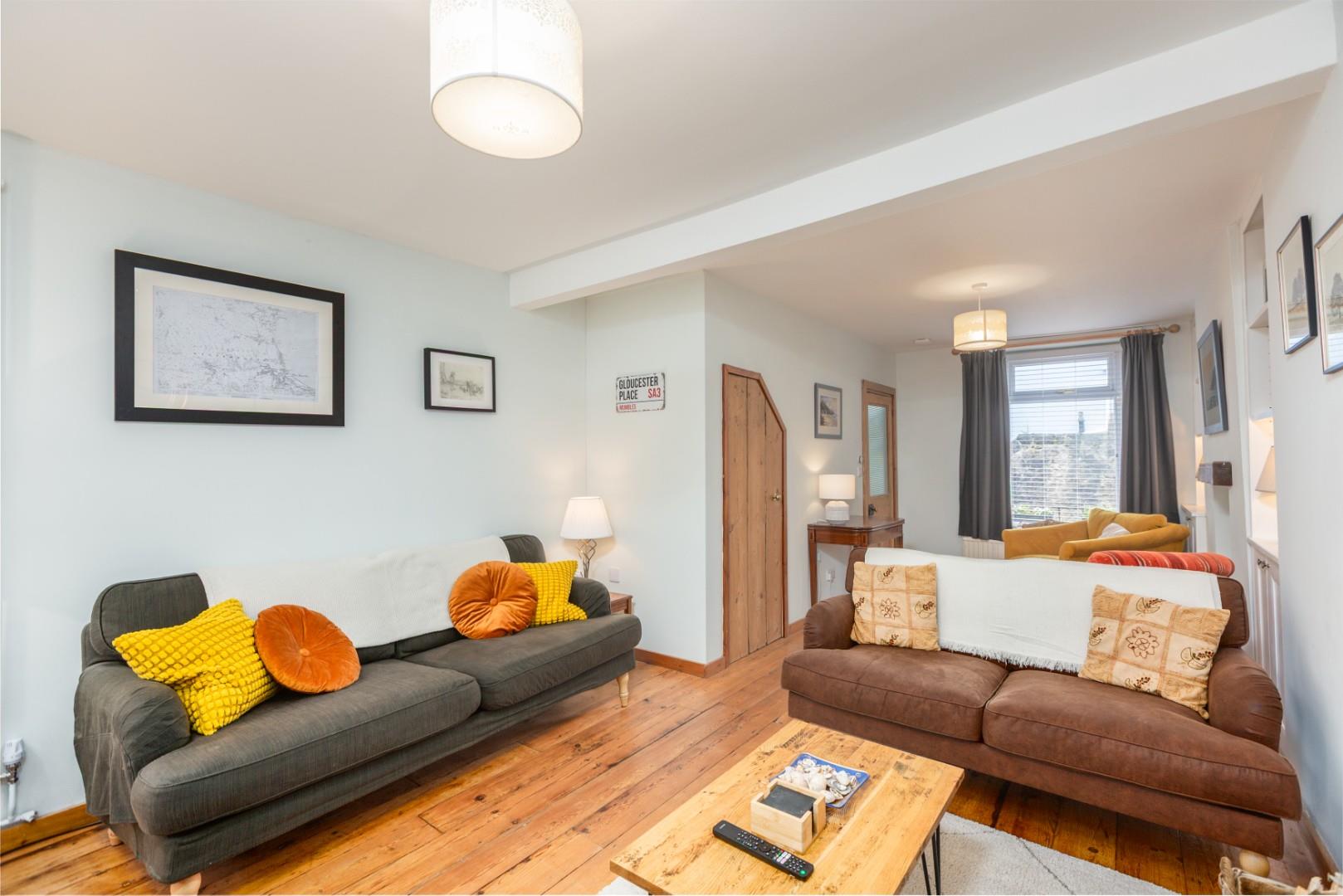 Gloucester Place, Mumbles, Swansea, SA3 4LQ